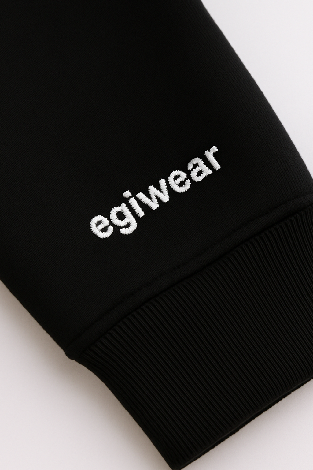 The egiwear Boxy Hoodie | Baggy Sweatpants