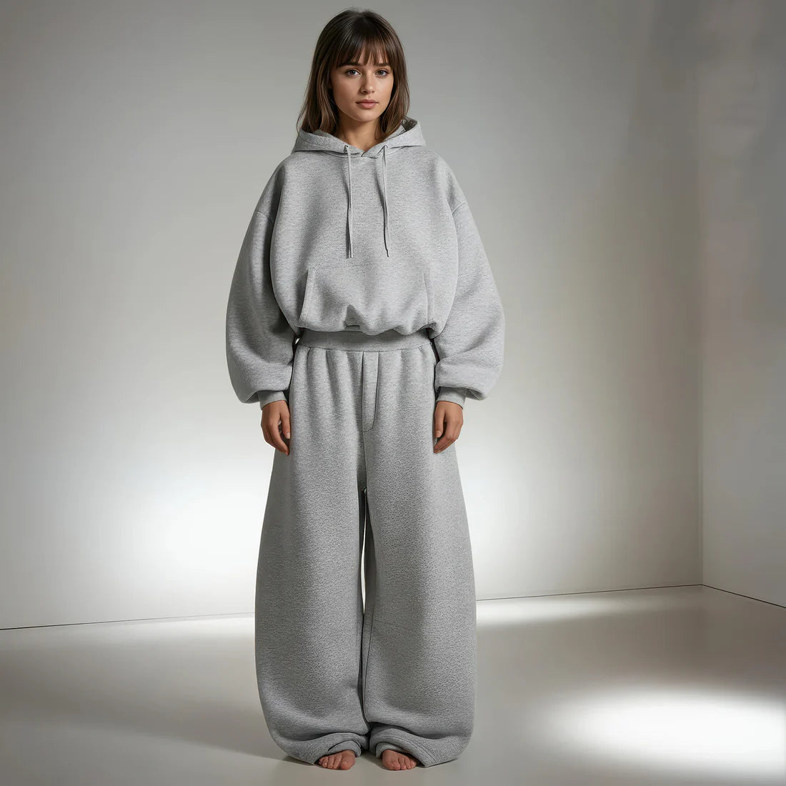 The egiwear Boxy Hoodie | Baggy Sweatpants