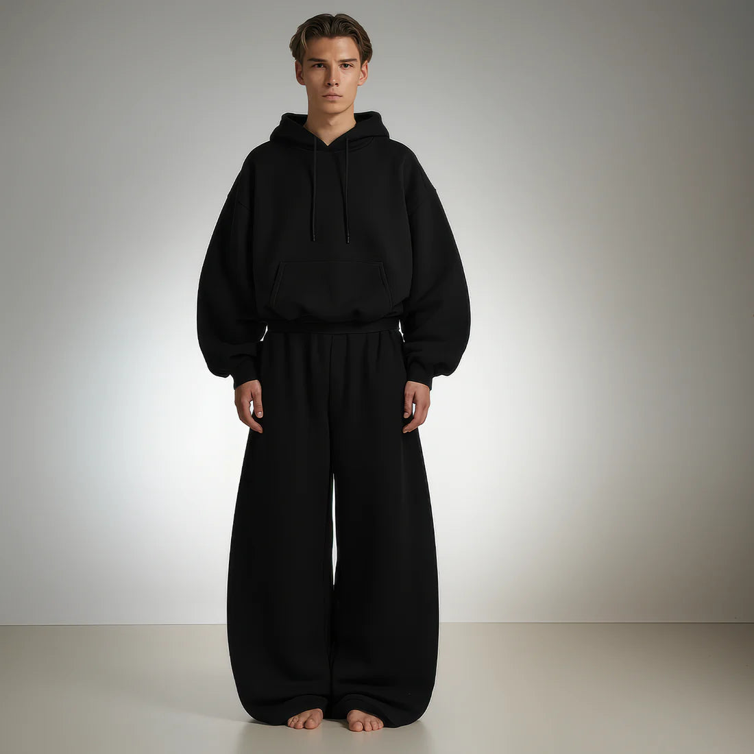 The egiwear Boxy Hoodie | Baggy Sweatpants